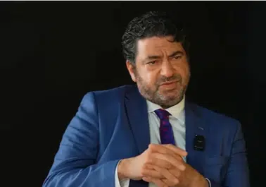 Hakan Taşıyan, Hastaneden Çıktıktan Sonra İlk Fotoğrafını Paylaştı ve 'İyiyim' Dedi