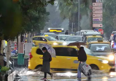 Meteoroloji, hafta sonu için yağışlı hava uyarısında bulundu mu?