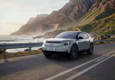 Ford Explorer Elektrikli Modeli Güncellendi: Daha Uzun Menzil ve Yeni Teknolojilerle Karşınızda