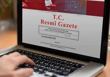 Resmî Gazete’de kapsamlı atama kararları: Ardahan Valisi değişti, Göç İdaresi’nde 4 görevden alma