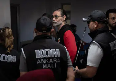 Erdal Beşikçioğlu gözaltında: Soruşturmada 55 şüpheli