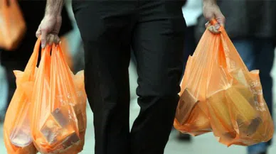 Çılgınca plastik tüketiyoruz; 1 yılda 5 trilyon poşet kullanıldı