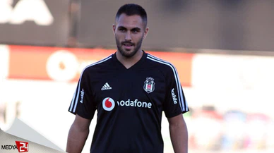 Beşiktaş'ta Victor Ruiz şoku