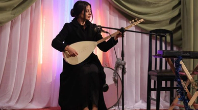 Hazal Çağlar'dan Hem Oyunculuk Hem de Müzik Başarısı