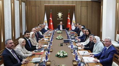 İl Başkanlıklarında Yenilik Rüzgarı, AK Parti 7 İlde Yeni Atamalar Yaptı