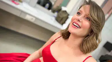 Ünlü Oyuncu Burcu Biricik Anne Oldu