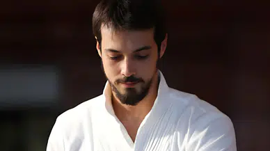 Kızıl Goncalar'da İhanet ve Mücadele Dolu Bir Bölüm