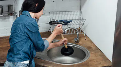Tıkanmış Lavaboları Kolayca Açmak İçin Pratik Çözümler