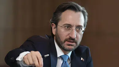 Fahrettin Altun'dan Özgür Özel'e Boykot Tepkisi