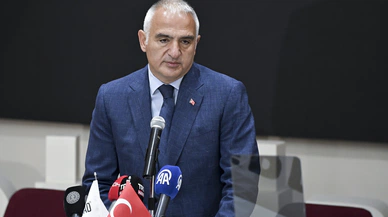 Bakan Ersoy: Sezai Karakoç hakikatin peşinden hiç vazgeçmedi