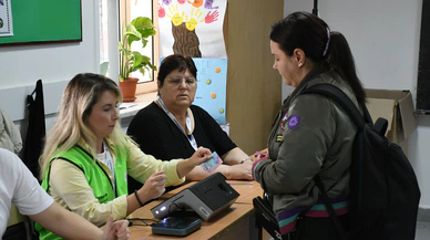 Arnavutluk genel seçiminde 53 parti yarışıyor