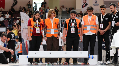 Hatay'da robotik heyecanı! 1739 öğrenci yarışmada buluştu