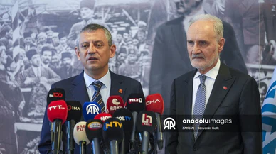 CHP lideri Özel: Türkiye çıkışı demokraside aramalı