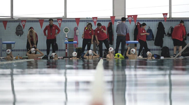 İstanbul’da EPYG’de yüzme madalya hedefi