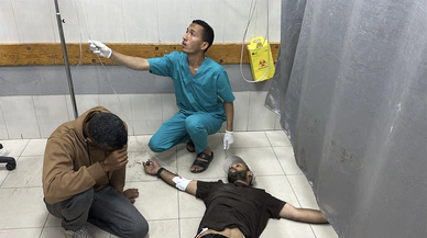 İsrail ordusu Refah’ta yardım bekleyen sivilleri vurdu