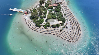 Muğla’da sahillere bayram yoğunluğu yaşandı