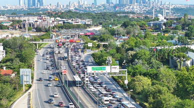 Bayram tatili bitti, İstanbul’da ulaşım kilitlendi