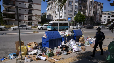 İzmir’de belediyelerde maaş protestosu büyüyor!