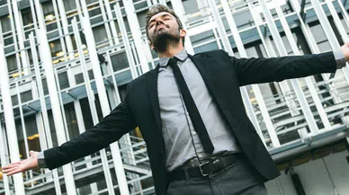 Başarı ve mutluluğun iç içe geçen dinamik ilişkisi