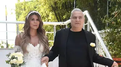 Mehmet Ali Erbil'den Eşine Dudak Uçuklatan Jest