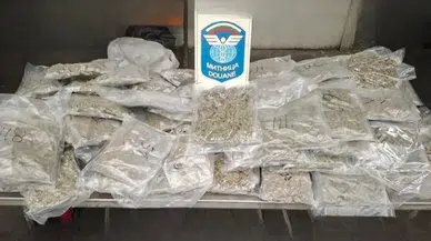 Türkiye'ye Gelmeye Çalışan Araçta 22 Kilogram Esrar Ele Geçirildi