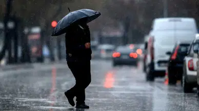 Meteoroloji'den Uyarı: Doğu Karadeniz'de Kuvvetli Sağanak Bekleniyor