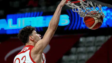 12 Dev Adam'dan Dev Zafer: EuroBasket 2025’te Son 16’ya Lider Gidiyor