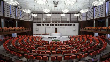 12. Yargı Paketi Meclis’ten geçti: IBAN düzenlemesi kimleri kapsıyor?