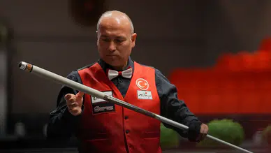 Antalya'da Avrupa Bilardo Şampiyonası'nda Barış Cin Altın Madalya Kazandı