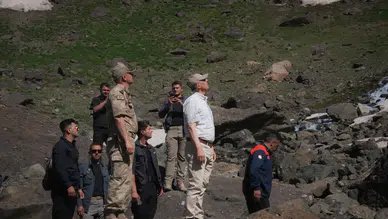 Hakkari'de haber alınamayan dağcı için arama çalışması sürüyor