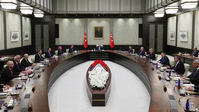 Kabine Toplantısı yaklaşık 2 saat 15 dakika sürdü.
