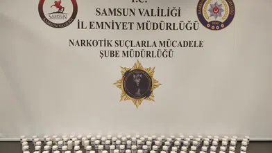Kargo paketinden 6 binin üzerinde sentetik hap çıktı