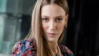 Serenay Sarıkaya Kimdir? Yaşı, Nereli Olduğu ve Kariyeri Hakkında Bilgiler
