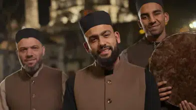 Kabe'de Hacılar Hu Der Sözleri: Celal Karatüre Kimdir ve Nerelidir?