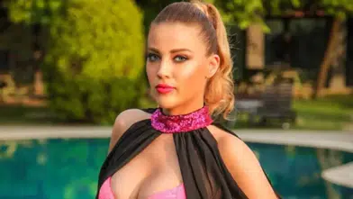 Esra Sönmezer kimdir, 2023 itibarıyla kaç yaşında ve nerelidir?