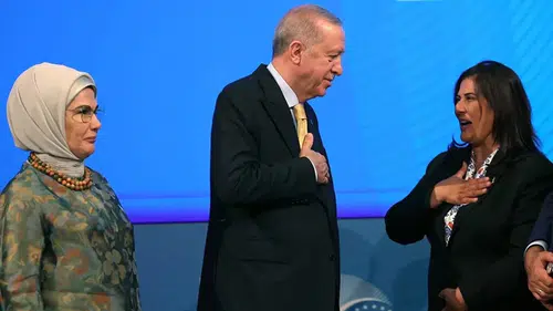 Özlem Çerçioğlu'na Soğuk Duş Etkisi Yaratan Anket Sonuçları
