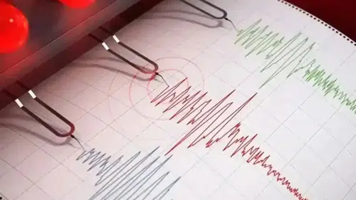 Akdeniz'de 3.7 Büyüklüğünde Deprem Gerçekleşti