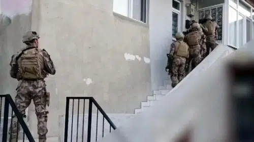 Zehir Tacirlerine Büyük Darbe: 12 Kişi Tutuklandı