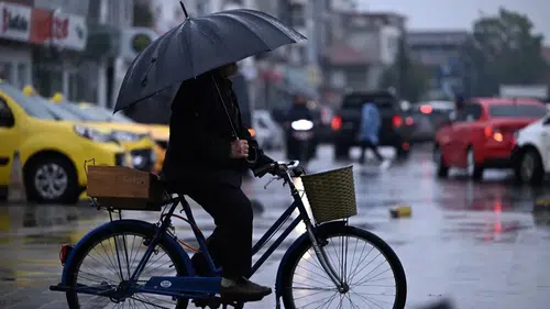 Meteoroloji'den Kritik Uyarı: Sıcaklıklar 10 Derece Düşecek, 6 İl için Sarı Kodlu Alarm