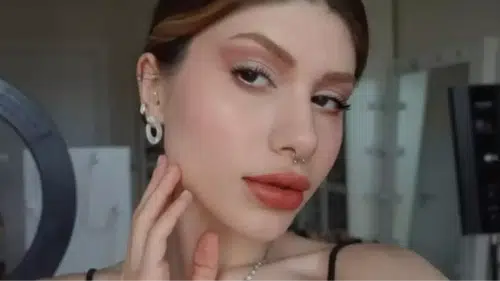 Şeyda Erdoğan Kimdir? Genç Influencer’ın Hayatı, Kariyeri ve Sosyal Medya Yolculuğu