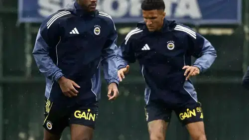 Fenerbahçe Galatasaray Maçına Hazırlanıyor