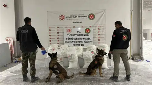 Gümrüklerde Milyarlarca TL'lik Uyuşturucu Yakalandı