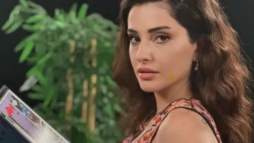 Deniz Bağdaş Kimdir? Sosyal Medyanın Yaratıcı Yüzü Hakkında Merak Edilenler