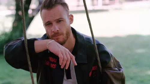 Kerem Bürsin, Dubai'de Ödül Törenine Katıldı