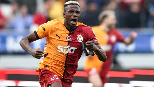 Osimhen Derbide Sahada Olacak mı? Galatasaray'da Bekleyiş Sürüyor!