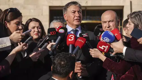 CHP'li Murat Emir Kapalı Toplantıya Katılmama Kararını Açıkladı