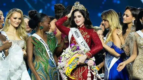 Kainat Güzeli Fatima Bosch Kimdir?