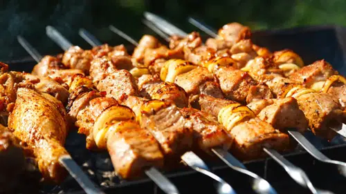 Şef Gibi Et Pişirmenin Püf Noktaları: Evde Lokanta Lezzeti Mümkün!