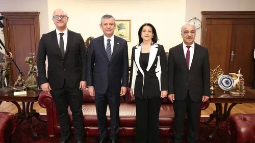 DEM Parti İmralı Heyeti, CHP Genel Başkanı Özgür Özel ile Görüşüyor