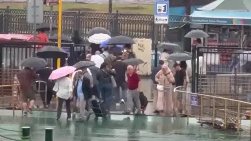 İstanbul'da Yağmur Etkisini Gösterdi, Sıcaklık Düştü